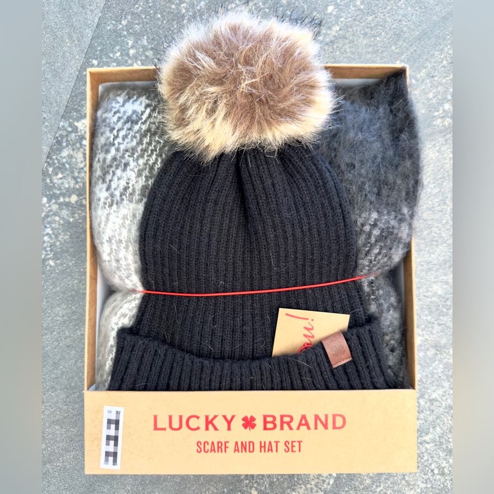 🆕 Lucky Brand Scarf Beanie Hat Set